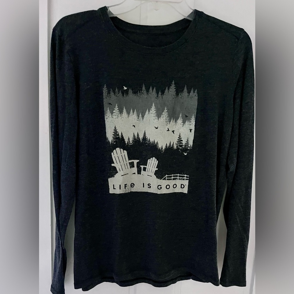 Life Is Good Grey Long Sleeve T Shirt Women’s Medium M Mountain Graphic